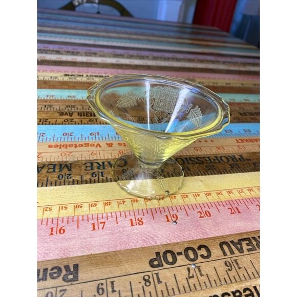 1932 ROXANA YELLOW FOOTED SHERBET HAZEL ATLAS Depression Glass Read - Picture 3 of 12
